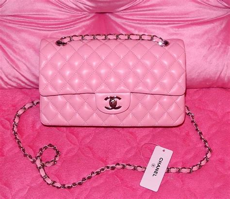 borse ragazza chanel rosa|moda Chanel borse.